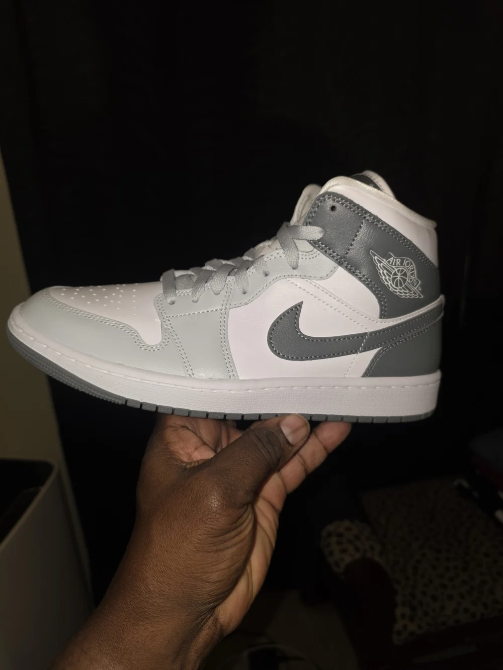 Jordan 1 Mid - White & Gray Women's Basketball Sneakers